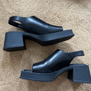 Vagabond Hennie leather sandal